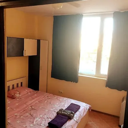 Apartment Charming Sunny 2 Bedrooms 1 Bath Sunny Beach