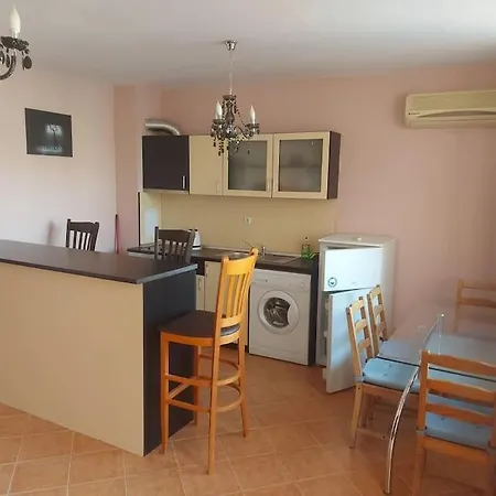 Apartment Charming Sunny 2 Bedrooms 1 Bath Sunny Beach